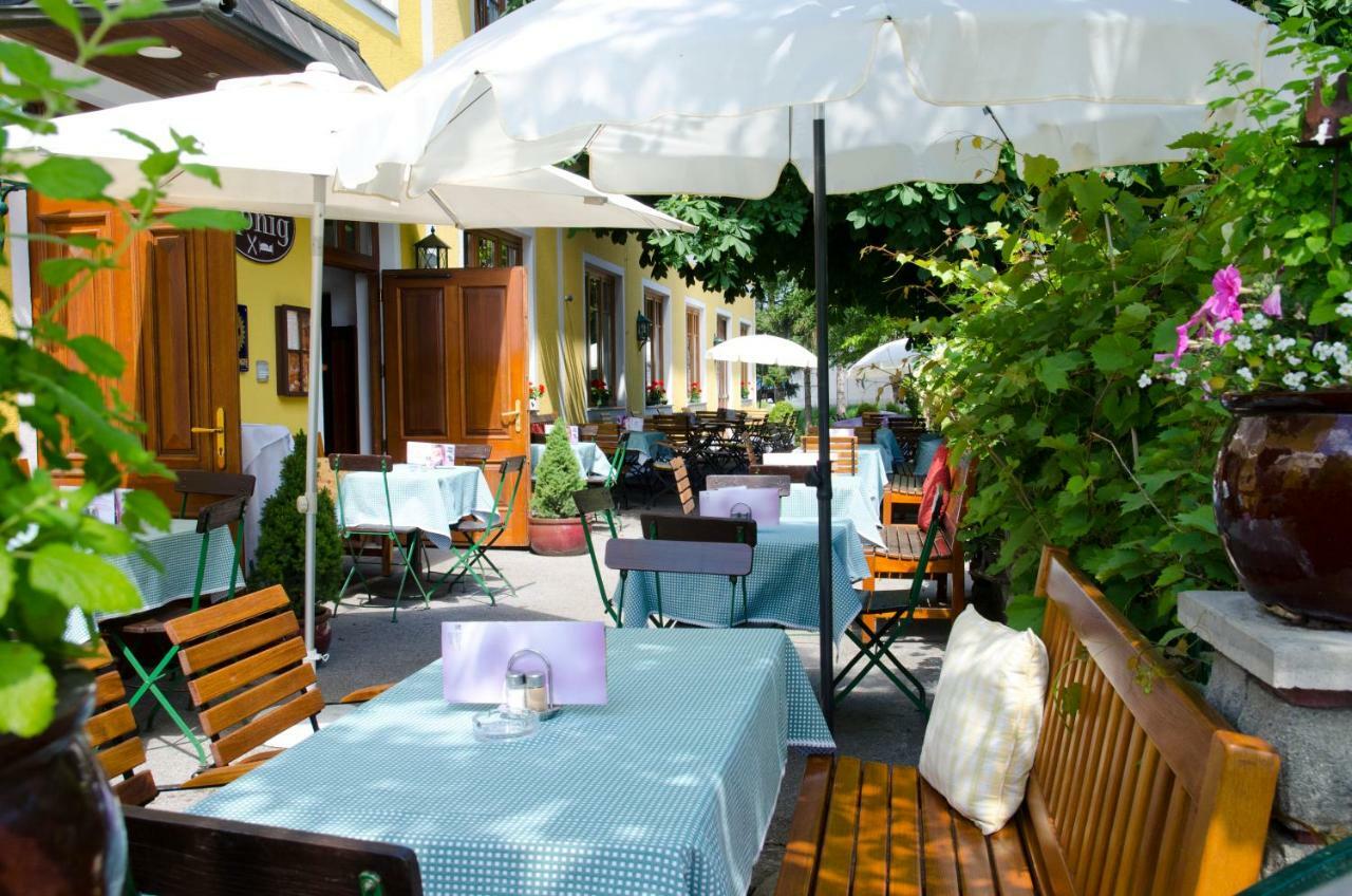 Hotel Gasthof Koenig Kremsmünster Buitenkant foto